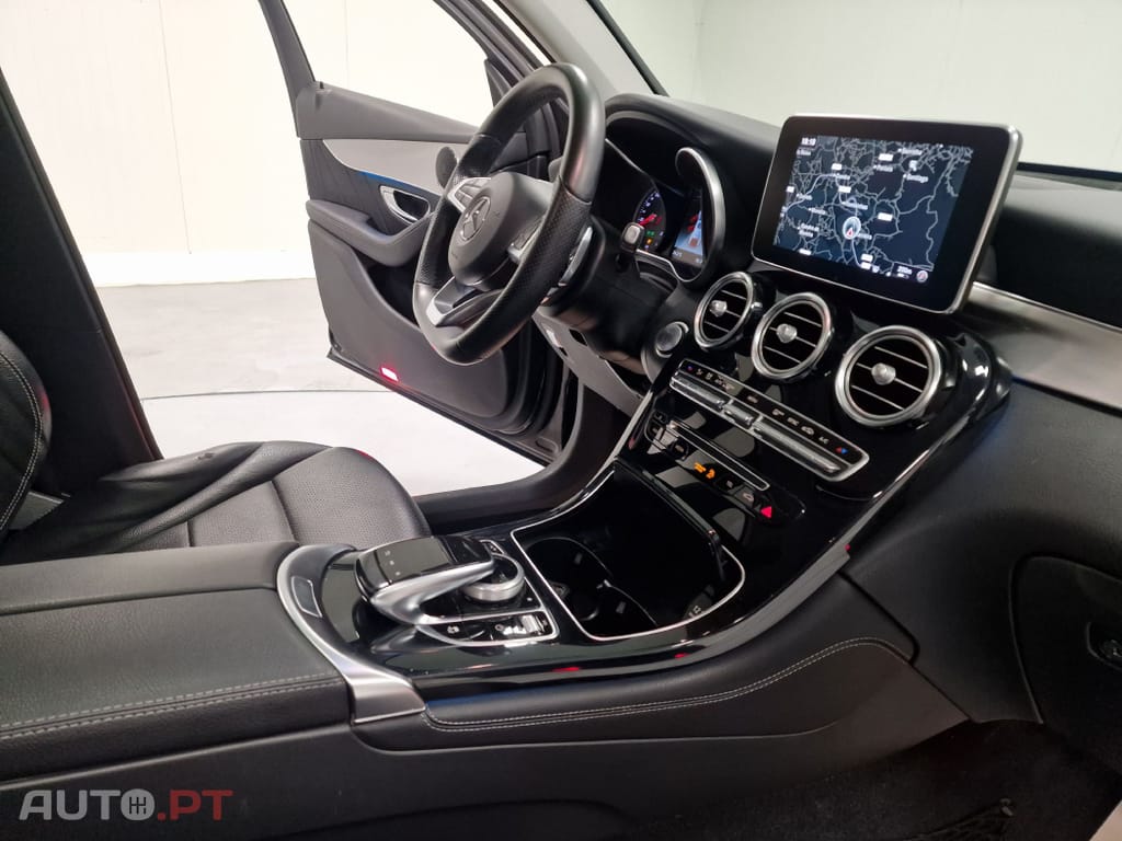 Mercedes-Benz GLC 250 COUPE AMG LINE 4-MATIC AUT.