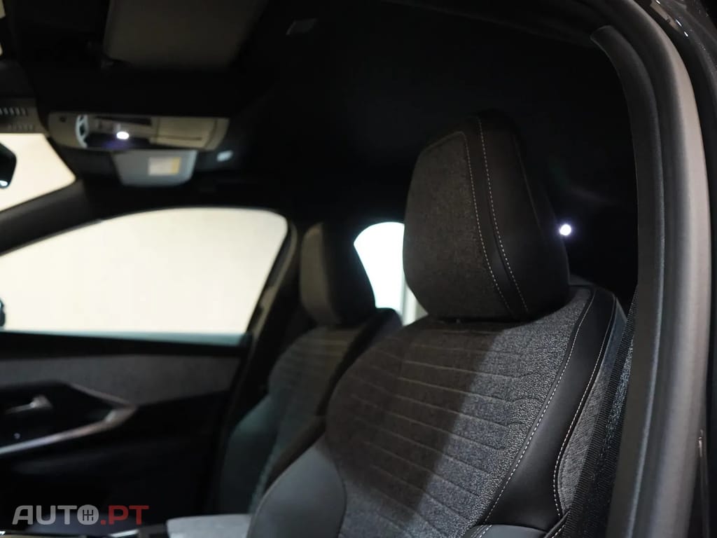 Peugeot 3008 1.2 Hybrid Allure e-DCS6