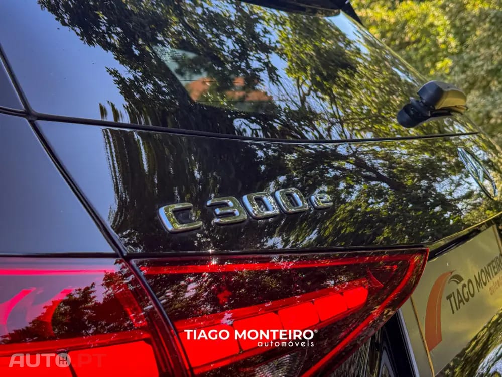 Mercedes-Benz C 300 e T 9G-TRONIC AMG Line