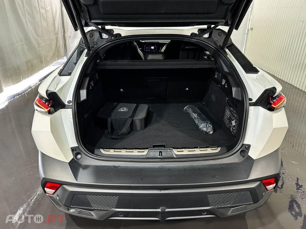 Peugeot 408 1.6 Hybrid GT e-EAT8