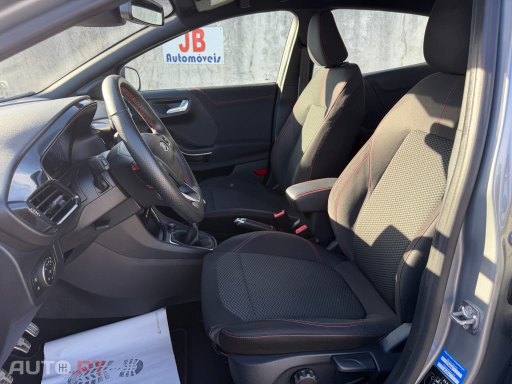 Ford Puma 1.0 EcoBoost Hybrid ST-LINE