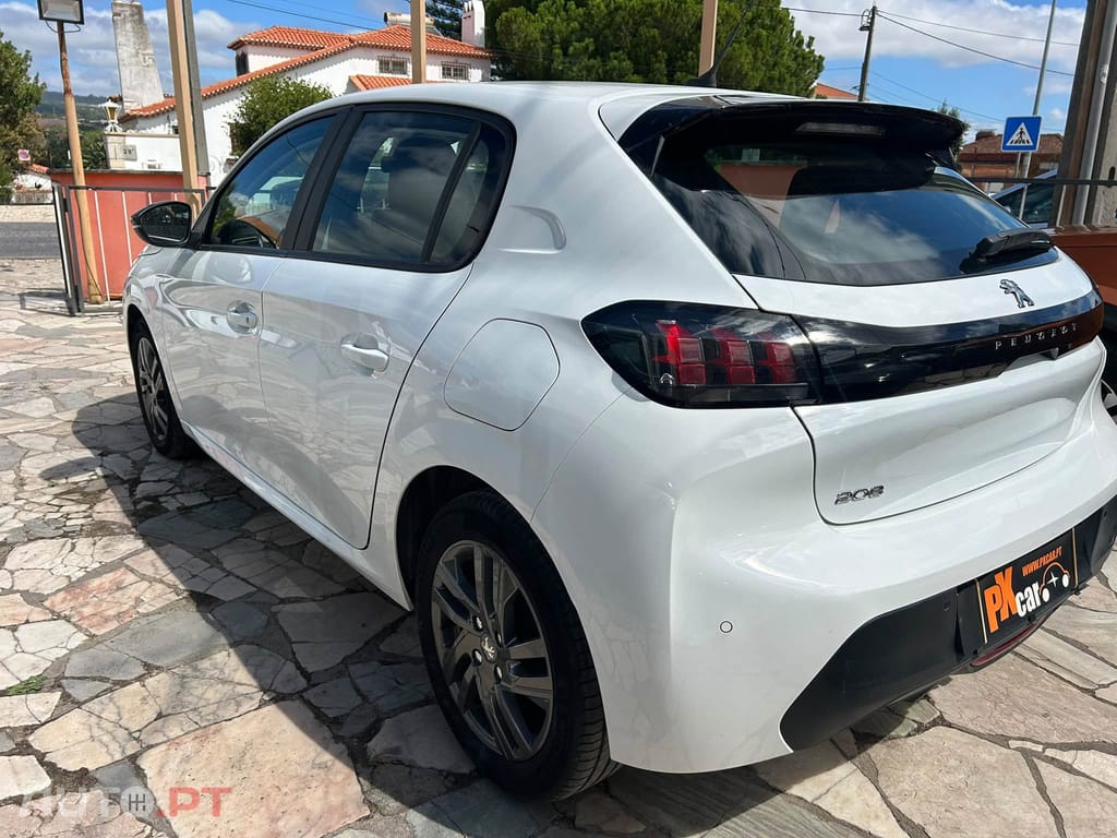Peugeot 208 1.2 Pure Tech Style- Gasolina