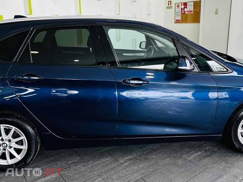 BMW 216 d Advantage