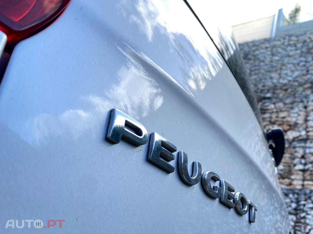 Peugeot 5008 1.6 HDi Business Line CMP6