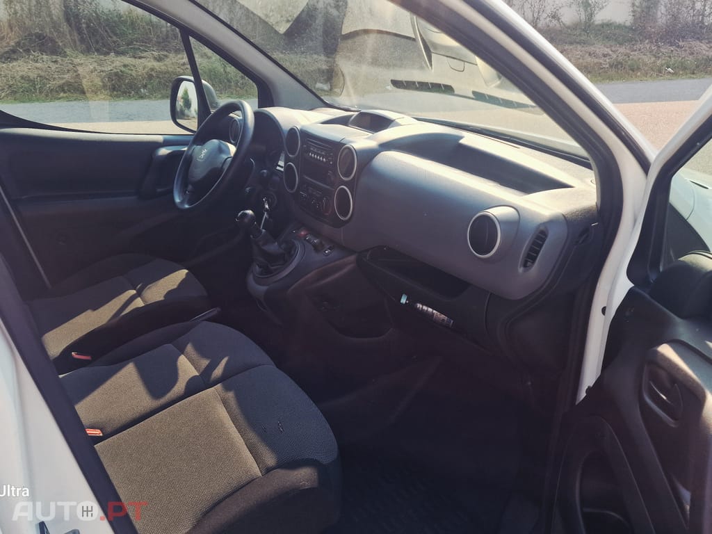 Peugeot Partner 1.6 HDI 3LUG EXCELENTE PREÇO