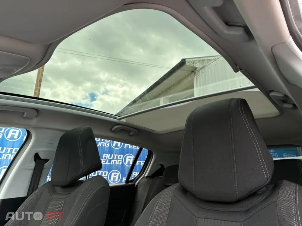 Peugeot 308 1.6 BlueHDi Allure J17