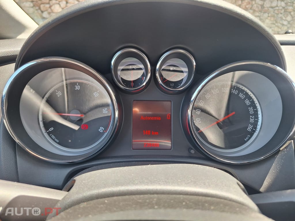 Opel Astra 1.7 CDTi Cosmo