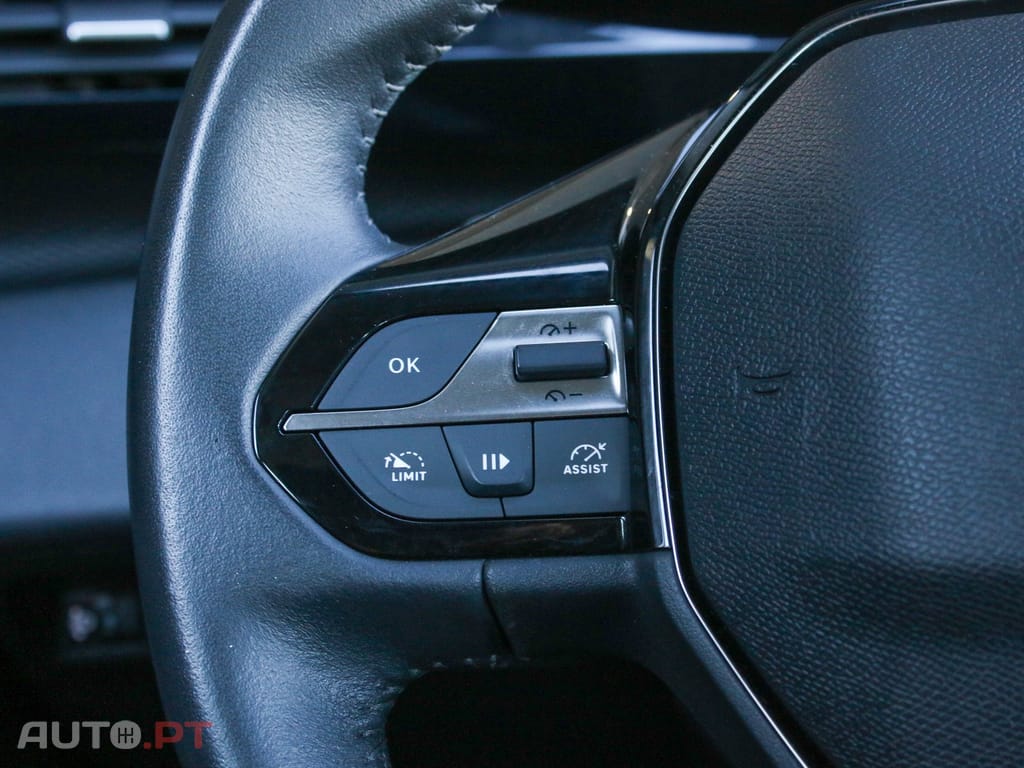 Peugeot 308 PureTech 130 EAT8 Active Pack