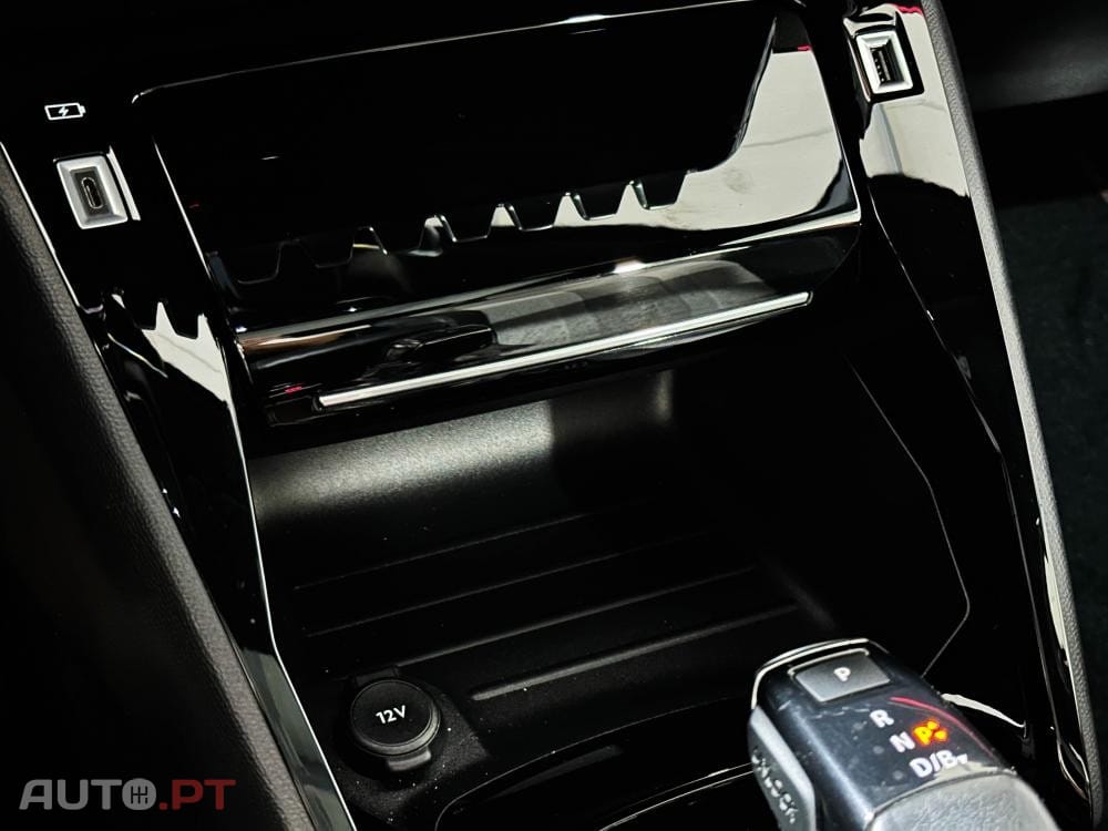 Peugeot E-208 50 kWh GT Pack