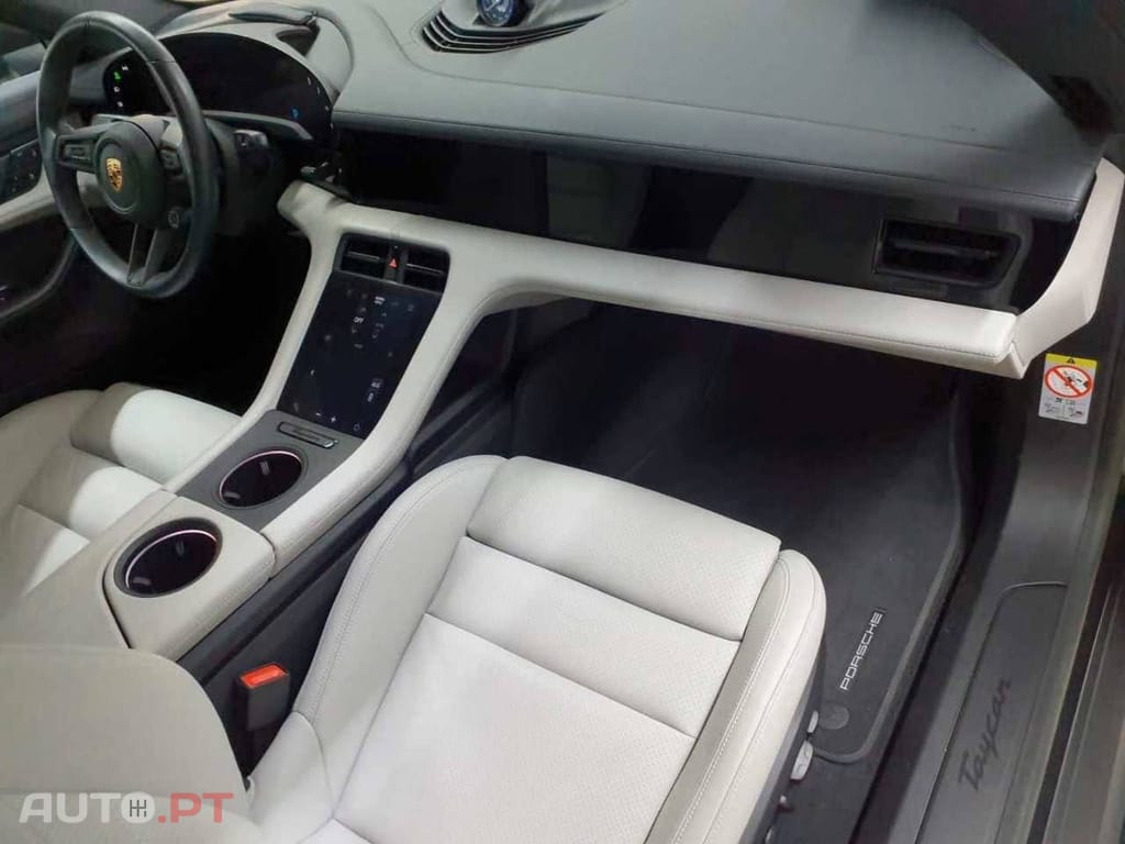 Porsche Taycan Sport Turismo