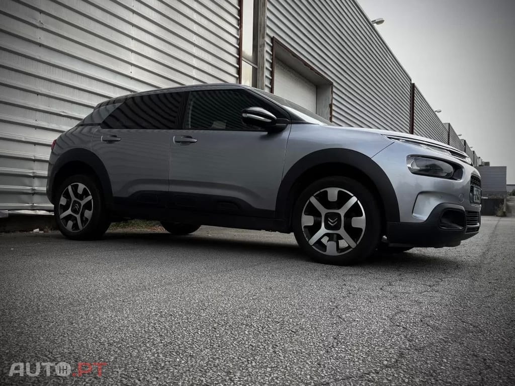 Citroen C4 Cactus PureTech 110 Stop&Start Shine Pack