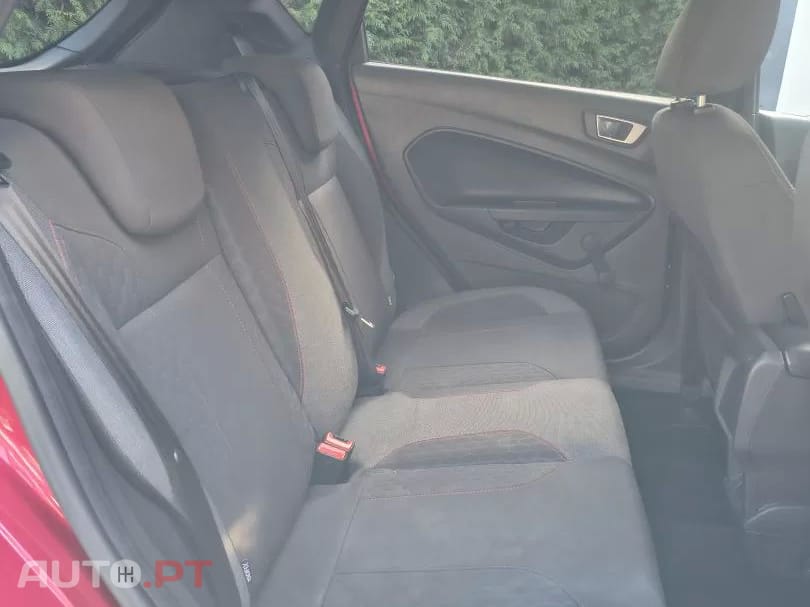 Ford Fiesta 1.0 EcoBoost S&S ST-LINE
