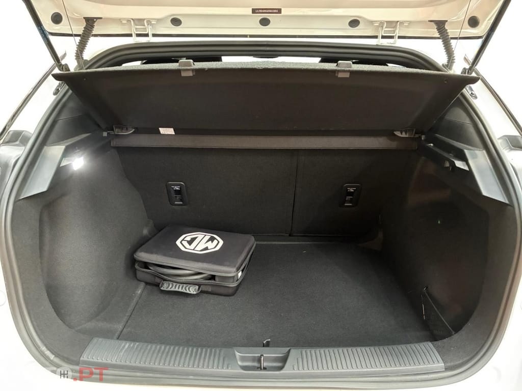 MG MG4 51 kWh Standard