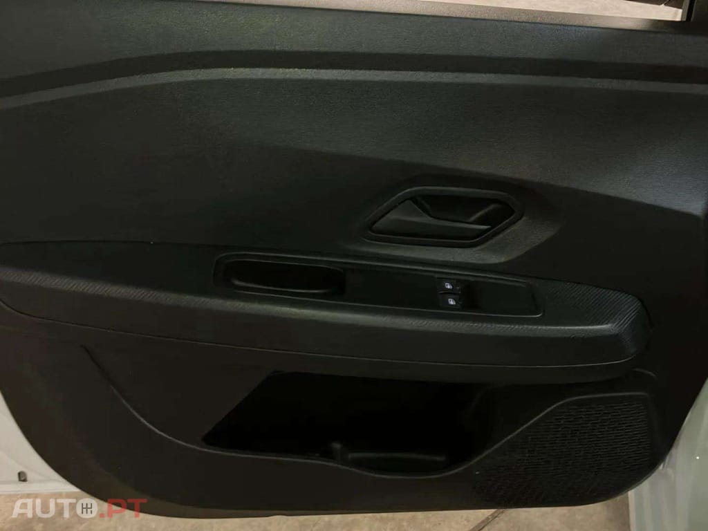 Dacia Sandero 1.0 ECO-G Essential Bi-Fuel