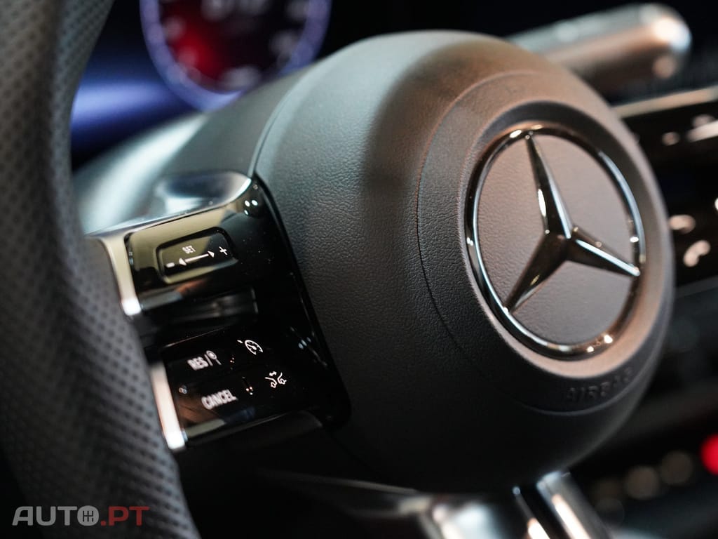 Mercedes-Benz CLA 250 com tecnologia EQ