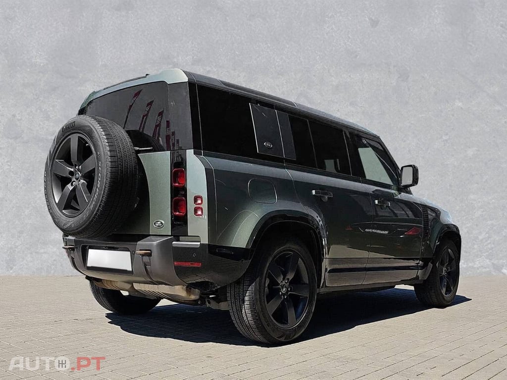 Land Rover Defender 3.0 D250 110 AWD X-Dynamic SE