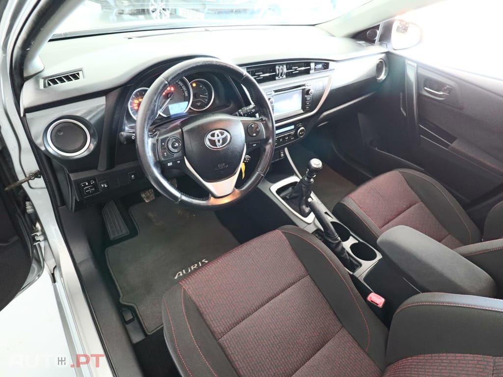 Toyota Auris Touring Sports 1.4 D-4D Active+AC