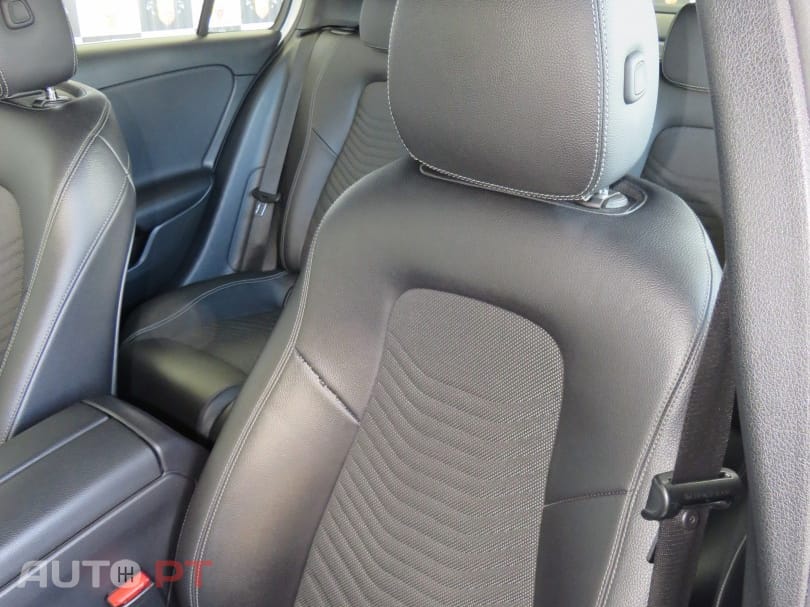Mercedes-Benz A 180 d Business Solutions Aut.