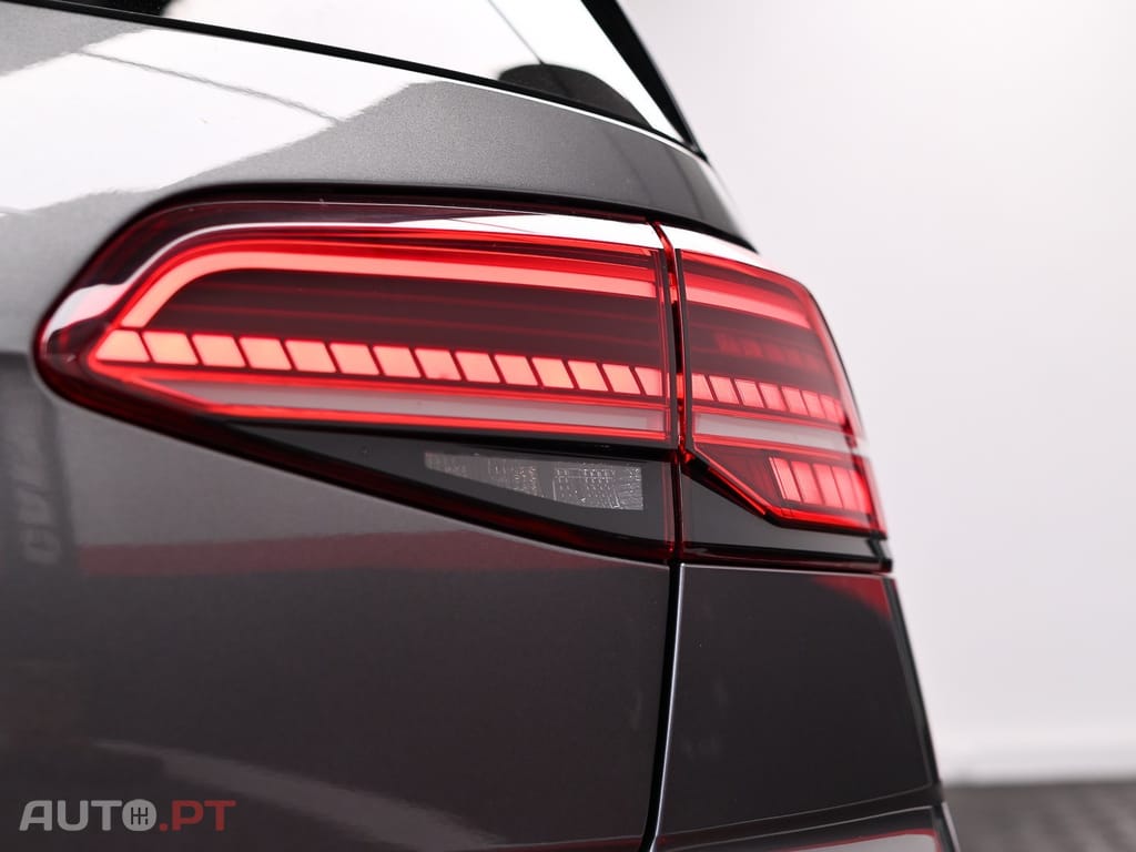 Volkswagen Golf 2.0 TSi GTi DSG Performance