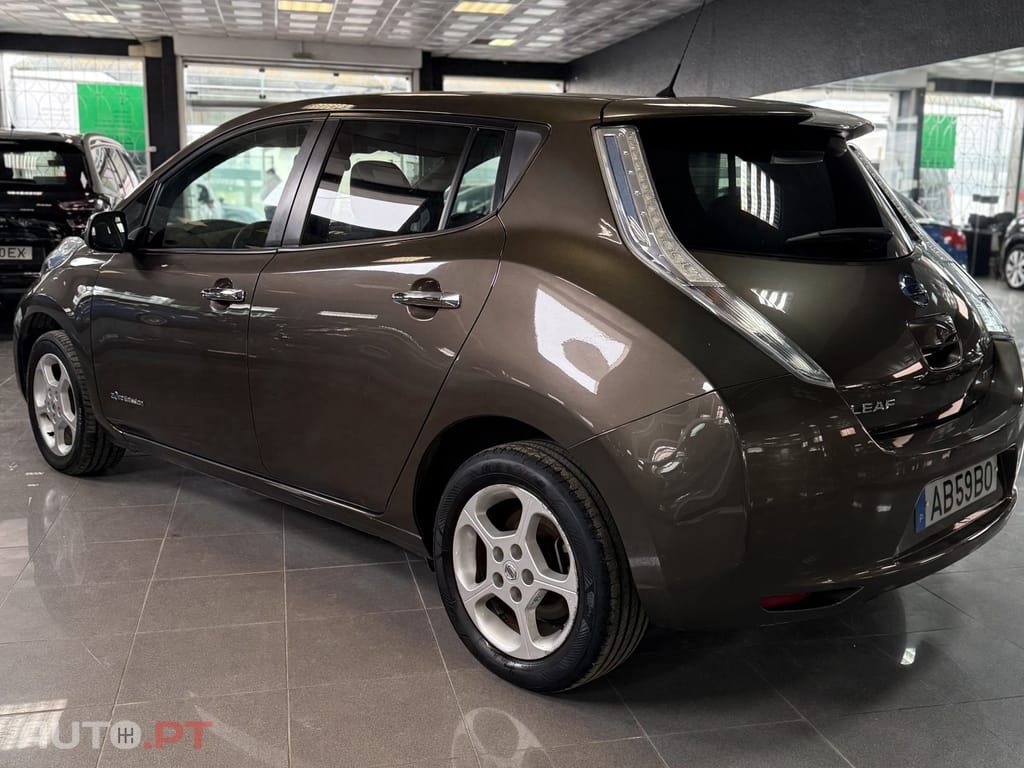 Nissan Leaf 24 kWh (c/ Bateria) Tekna