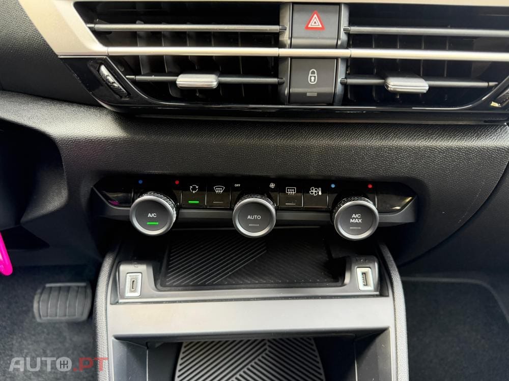 Citroen C4 1.2 PureTech Feel Pack EAT8