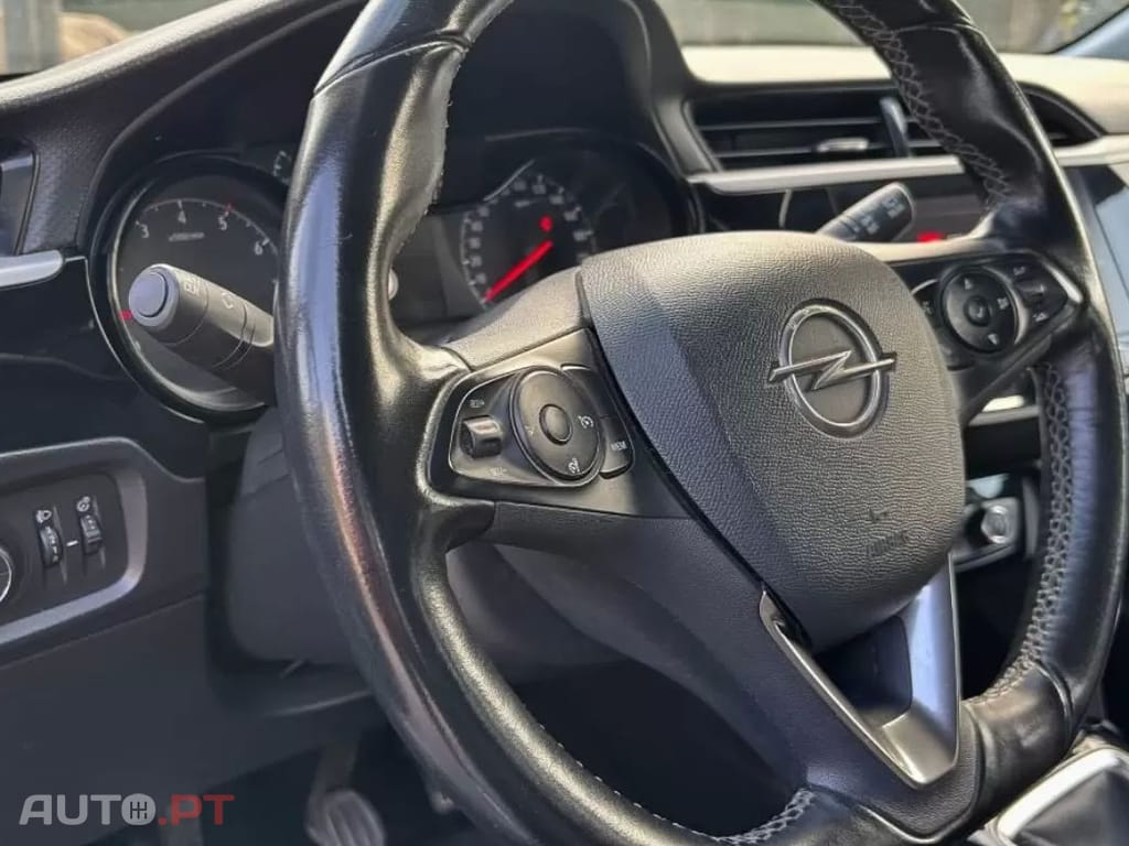 Opel Corsa 1.5 D Edition — fotografia 19