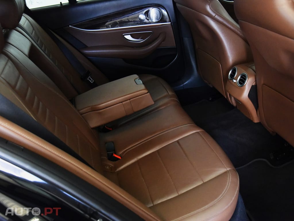 Mercedes-Benz E 300 de Avantgarde