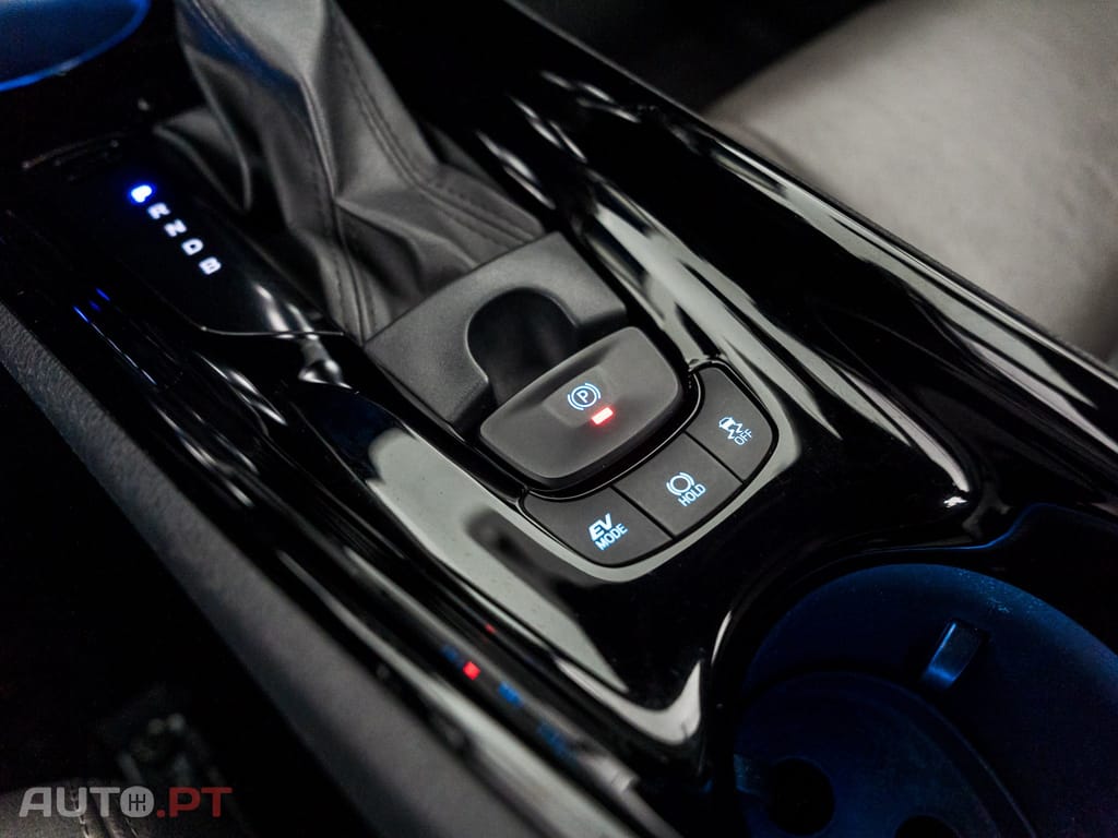 Toyota C-HR 1.8 Hybrid Exclusive