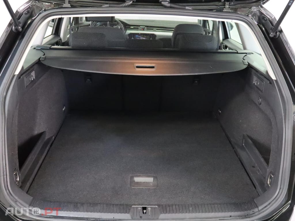 Volkswagen Passat 2.0 TDI  Business DSG Variant