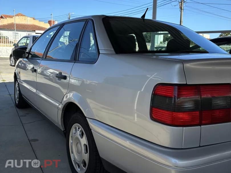 Volkswagen Passat 1.6 Confortline Plus