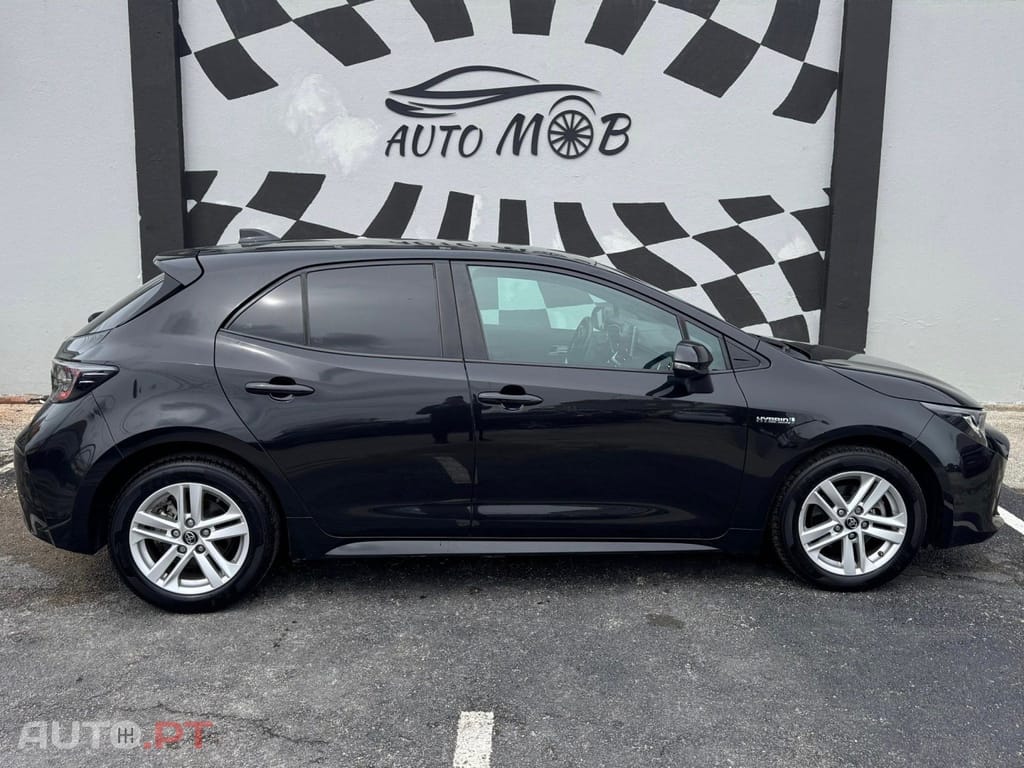 Toyota Corolla 1.8 Hybrid Active