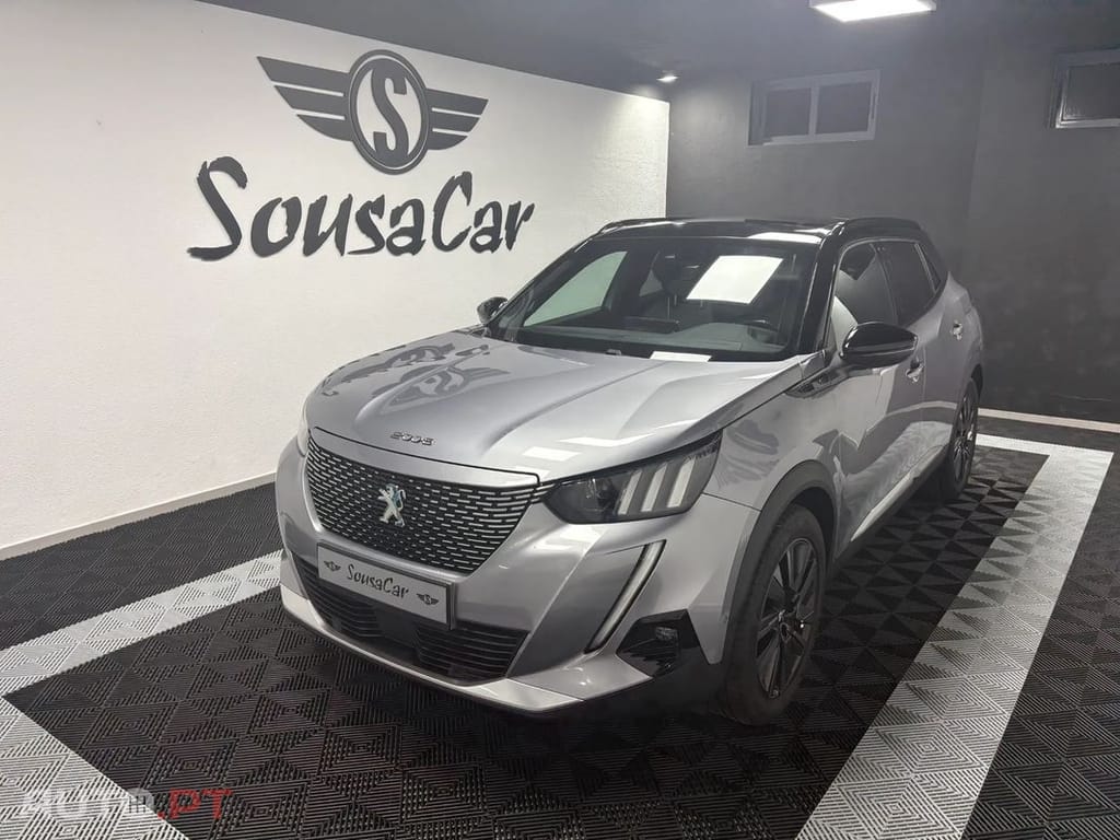 Peugeot E-2008 50 kWh GT