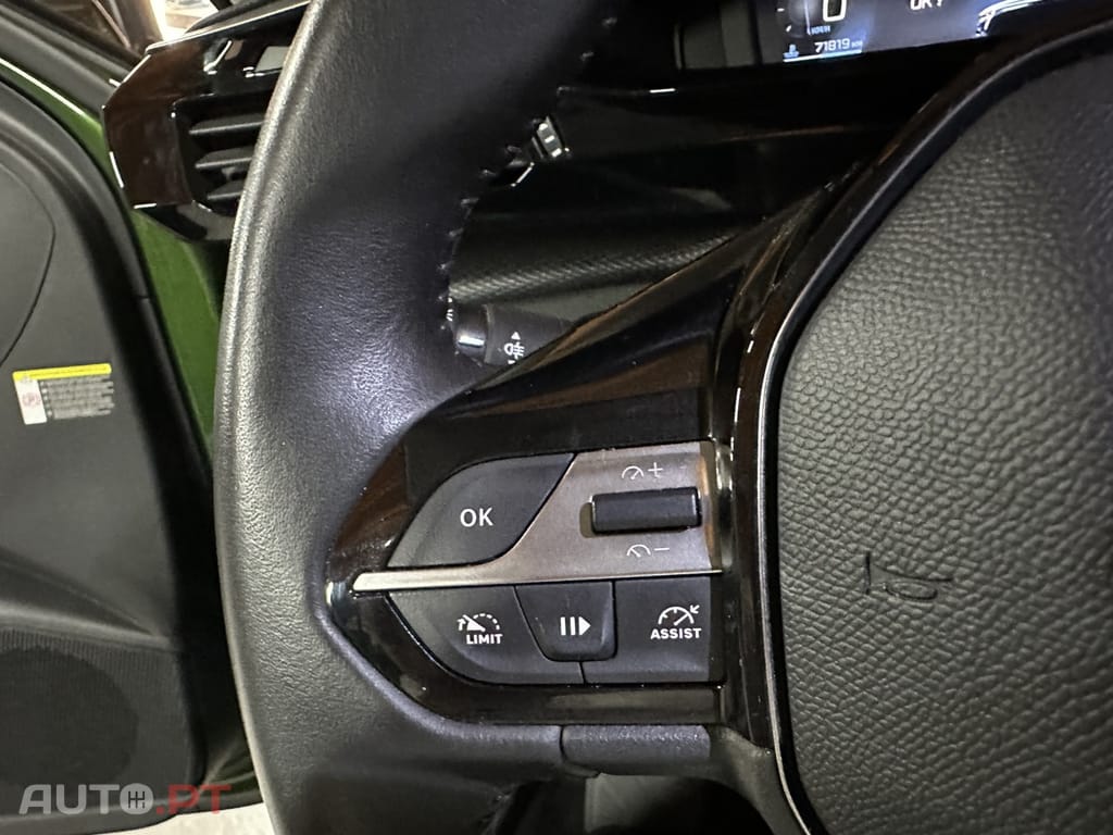 Peugeot 308 PureTech 130 EAT8 Active Pack