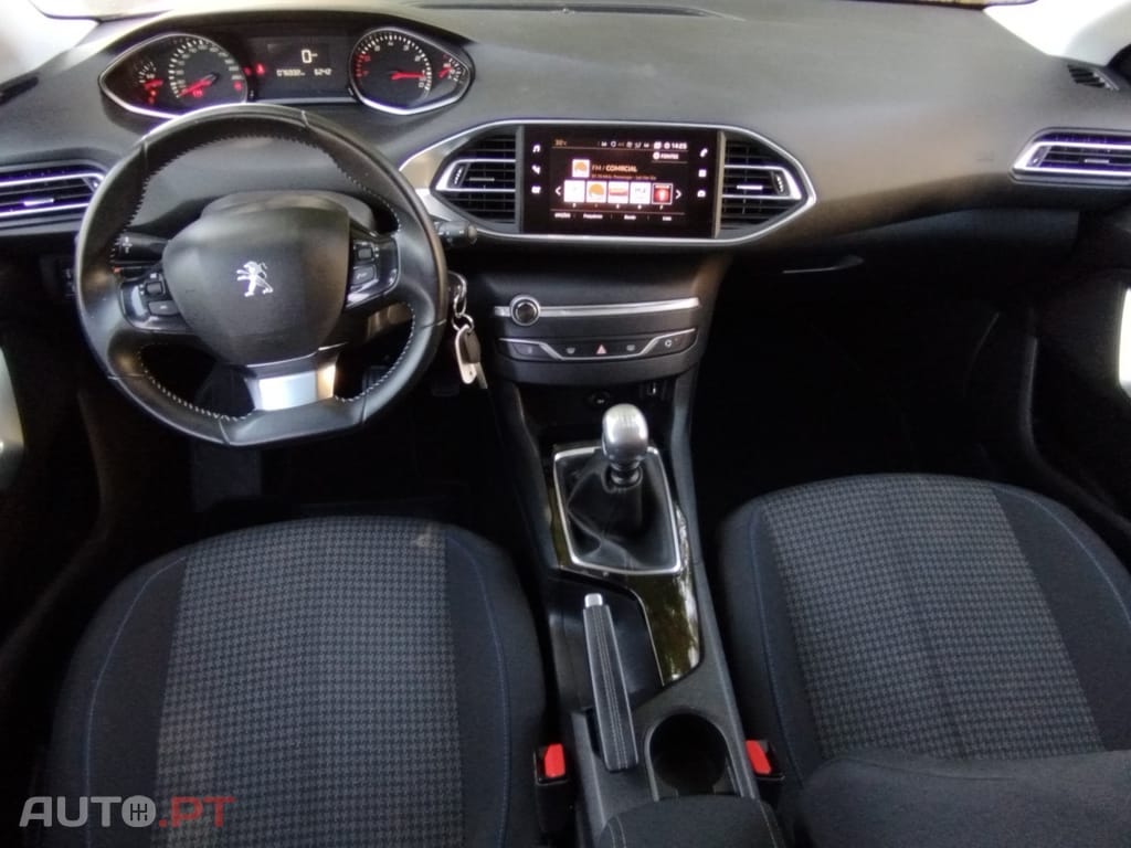 Peugeot 308 SW 1.2 PureTech Style