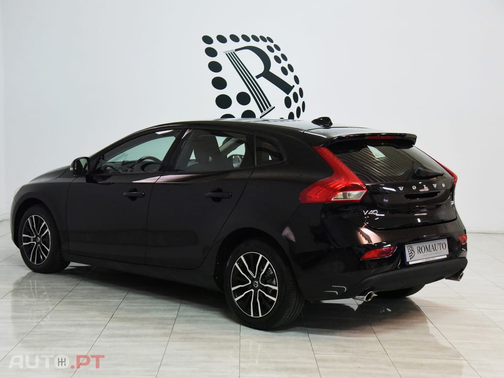 Volvo V40 2.0 D3 Momentum
