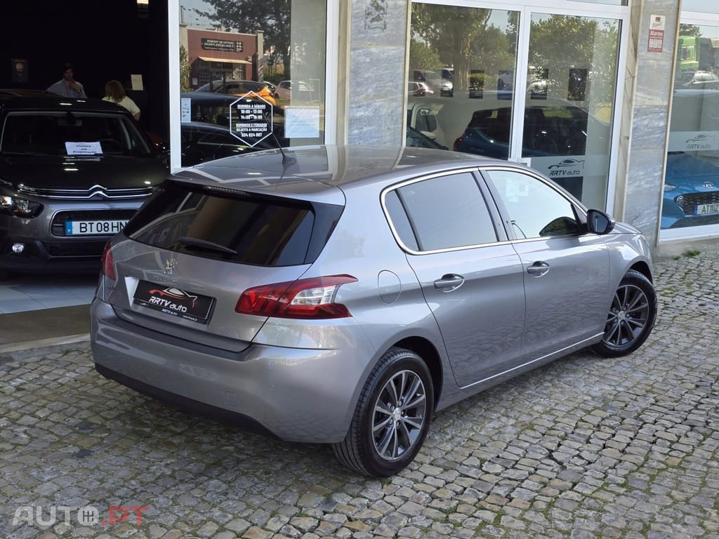 Peugeot 308 1.2 PureTech Style