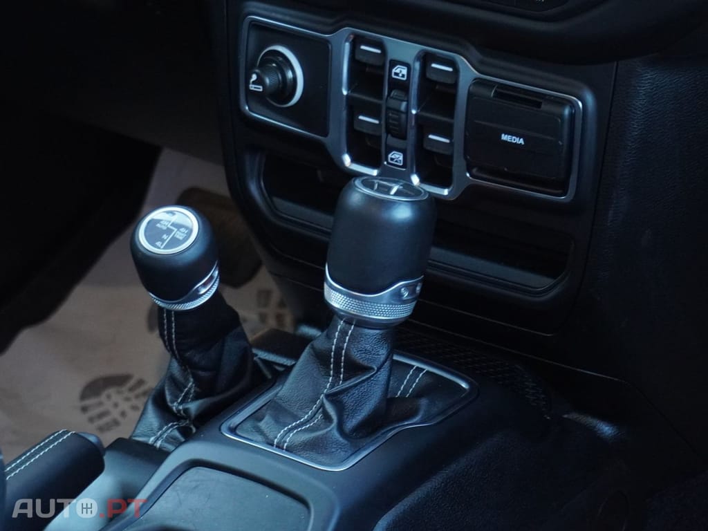 Jeep Gladiator 3.0 CRD Overland AT8