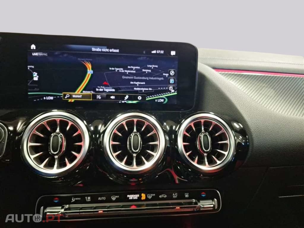 Mercedes-Benz GLA 250 I.V.A DEDUTIVEL e AMG Line