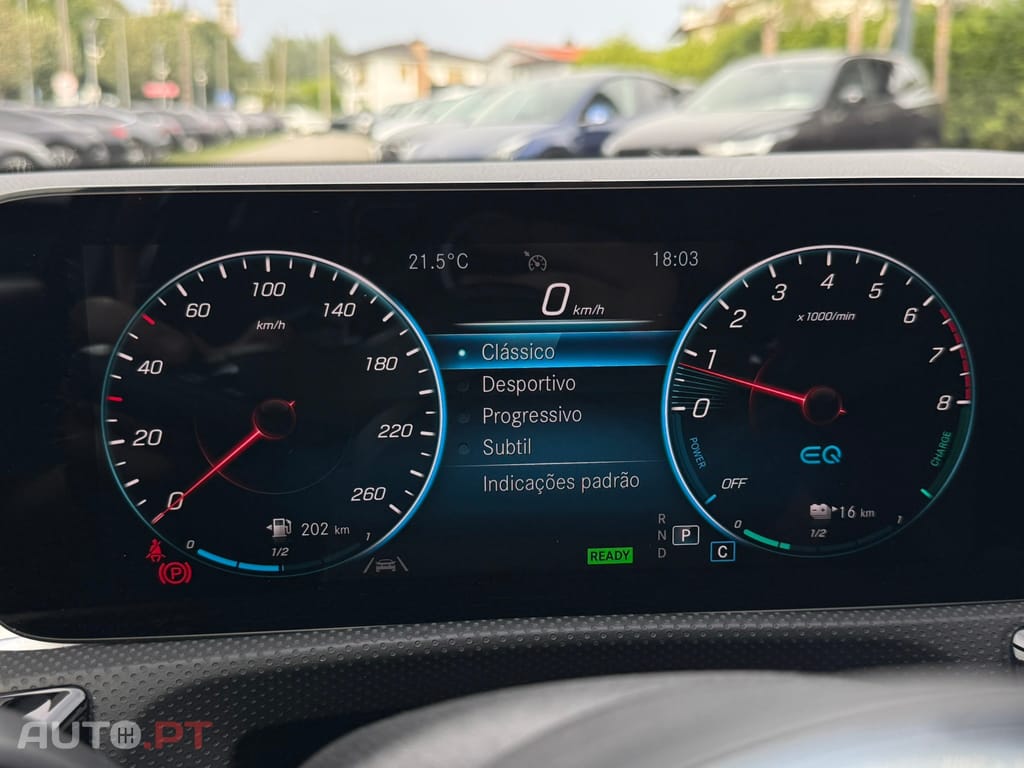 Mercedes-Benz A 250 e AMG Line