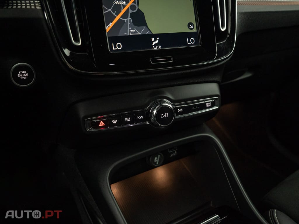 Volvo XC40 1.5 T5 PHEV R-Design Expression