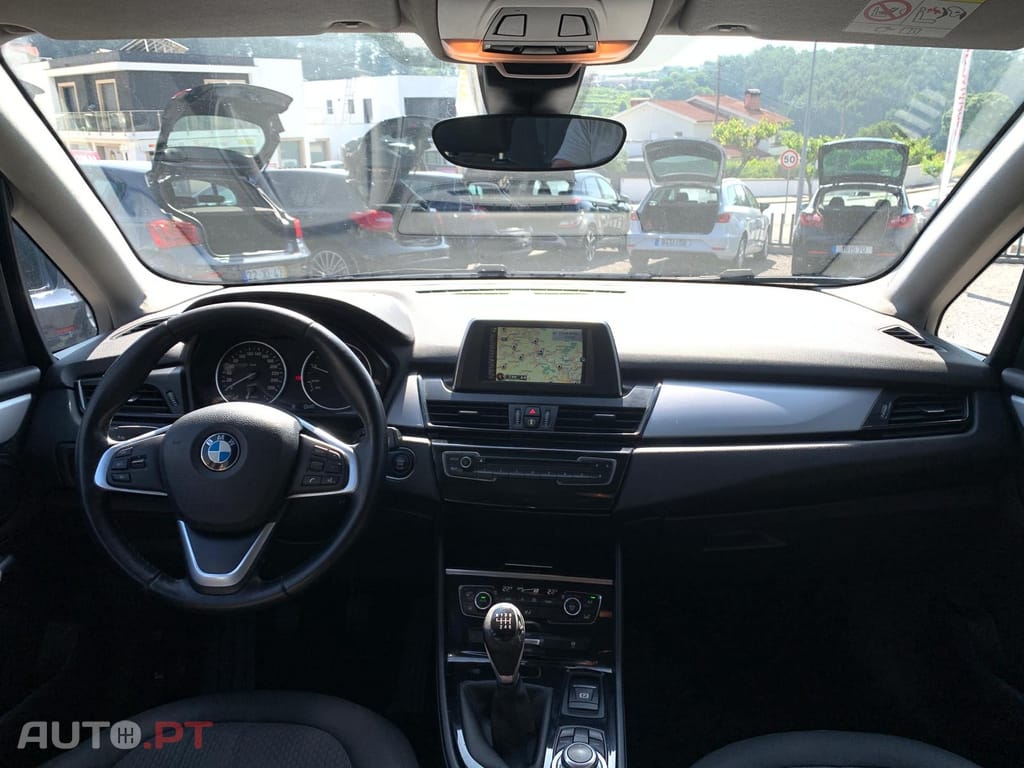BMW 216 d Advantage