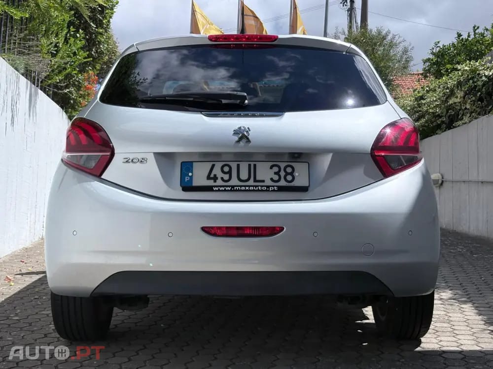 Peugeot 208 1.6 BlueHDi Style