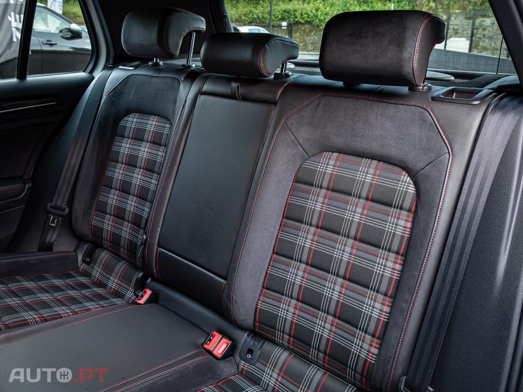 Volkswagen Golf 2.0 TSi GTi DSG Performance