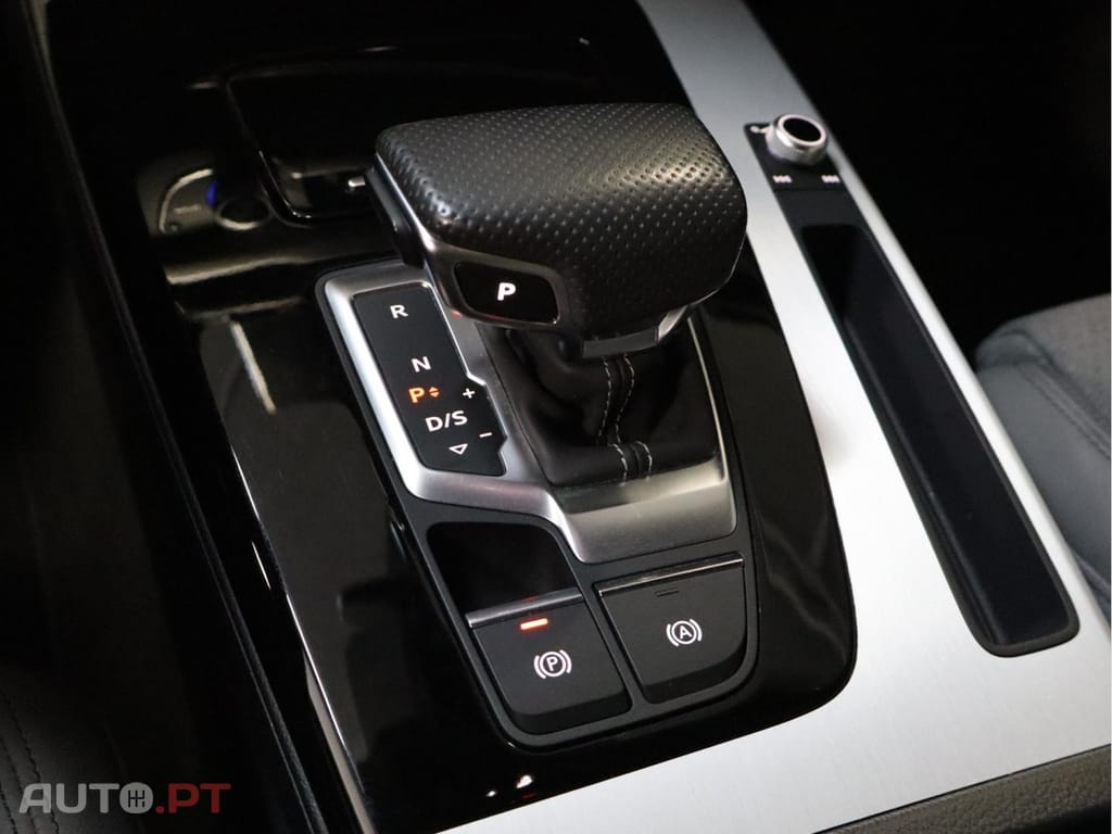 Audi Q5 50 TFSIe quattro S tronic Advance PHEV