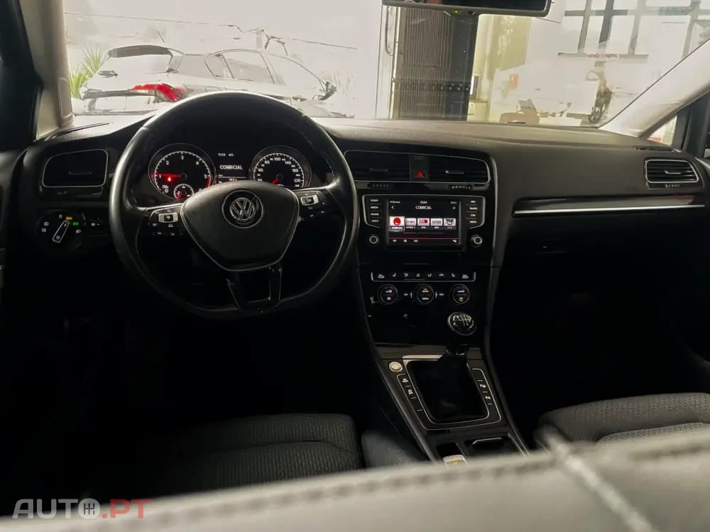 Volkswagen Golf Variant 1.6 TDi GPS Edition — fotografia 18