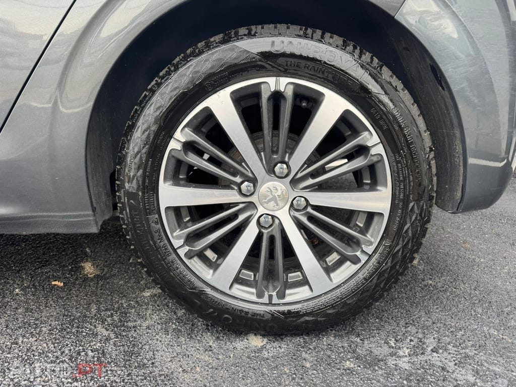 Peugeot 208 PureTech 82 Start & Stop Allure