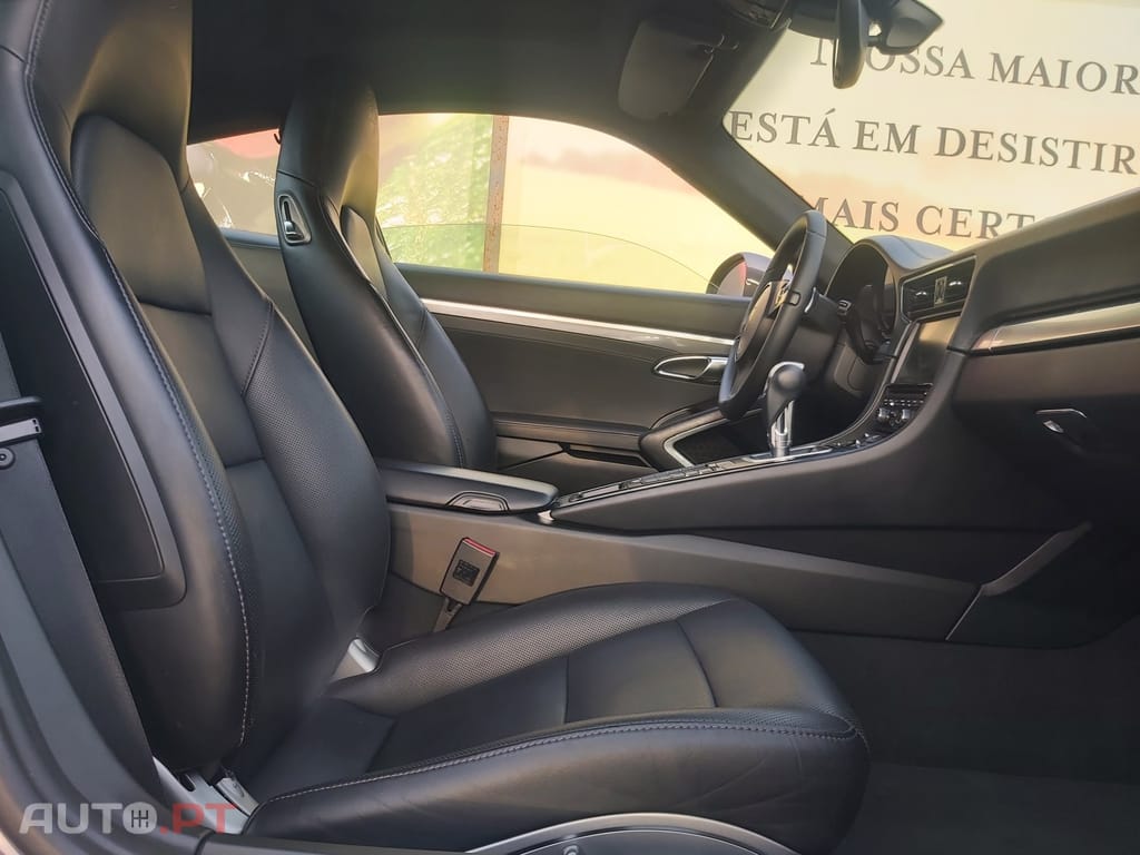Porsche 991 911 CARRERA