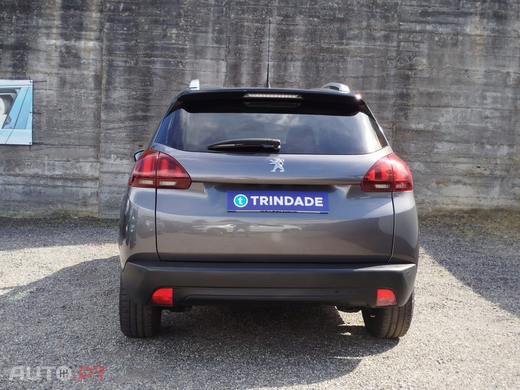 Peugeot 2008 1.2 PureTech Style