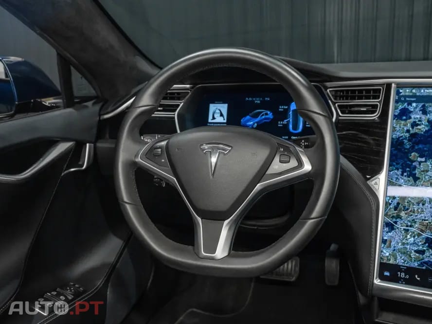 Tesla Model S 75