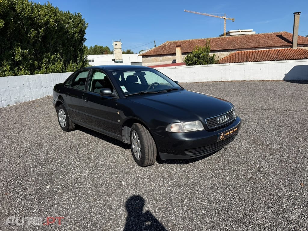 Audi A4 1.9 TDI Confort